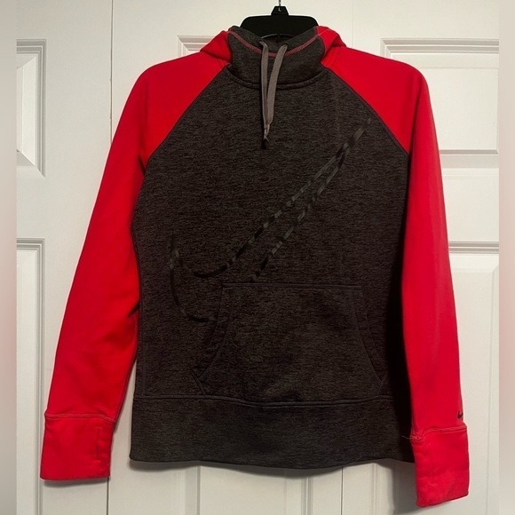 Women’s Size Medium Nike Hoodie Sweatshirt. Dark Gray w/Hot Pink-Thumb Holes - Picture 1 of 4